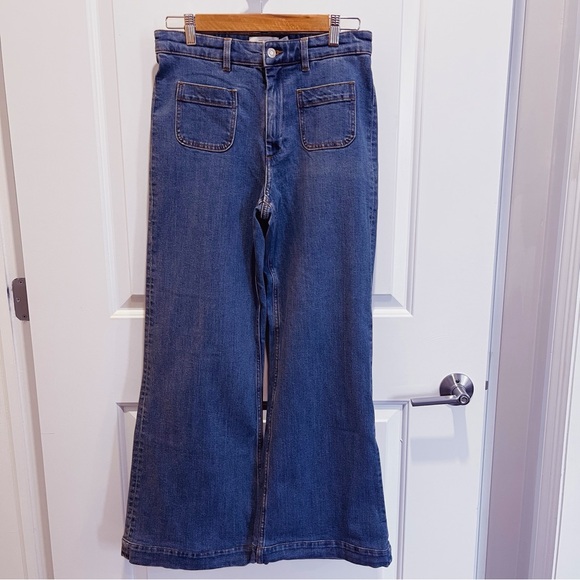 & Other Stories High-Waist High-Rise Flare Jeans in Deep Blue, Like New, Size 28 - Picture 4 of 16